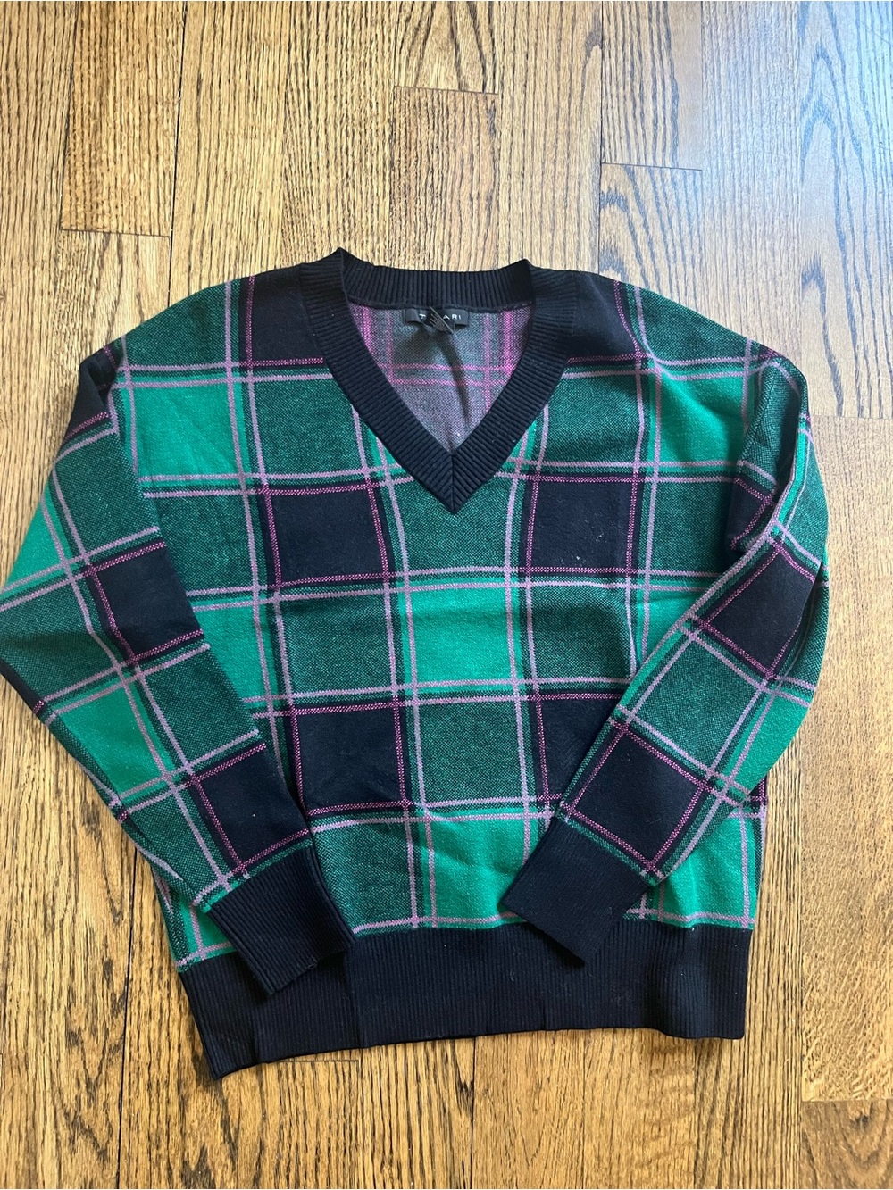 Tahari green pink and black plaid sweater. Medium. NWOT